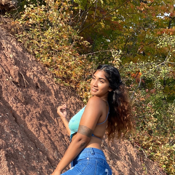 Meet your Posher, Jassica - Picture 1 of 1